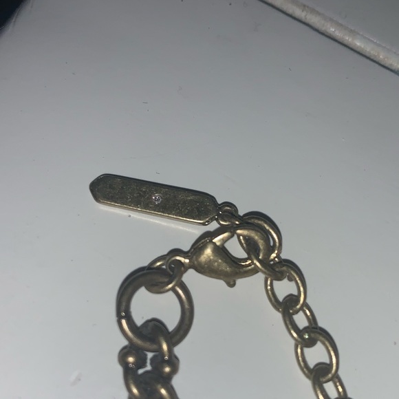 Stella & Dot Lady Bow Lo Necklace - Picture 4 of 10